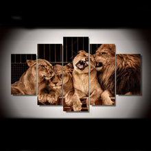 Charger l&#39;image dans la galerie, Tableau en couleur d&#39;une Famille de Lion